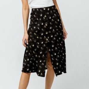 Sky & Sparrow Midi Black Skirt